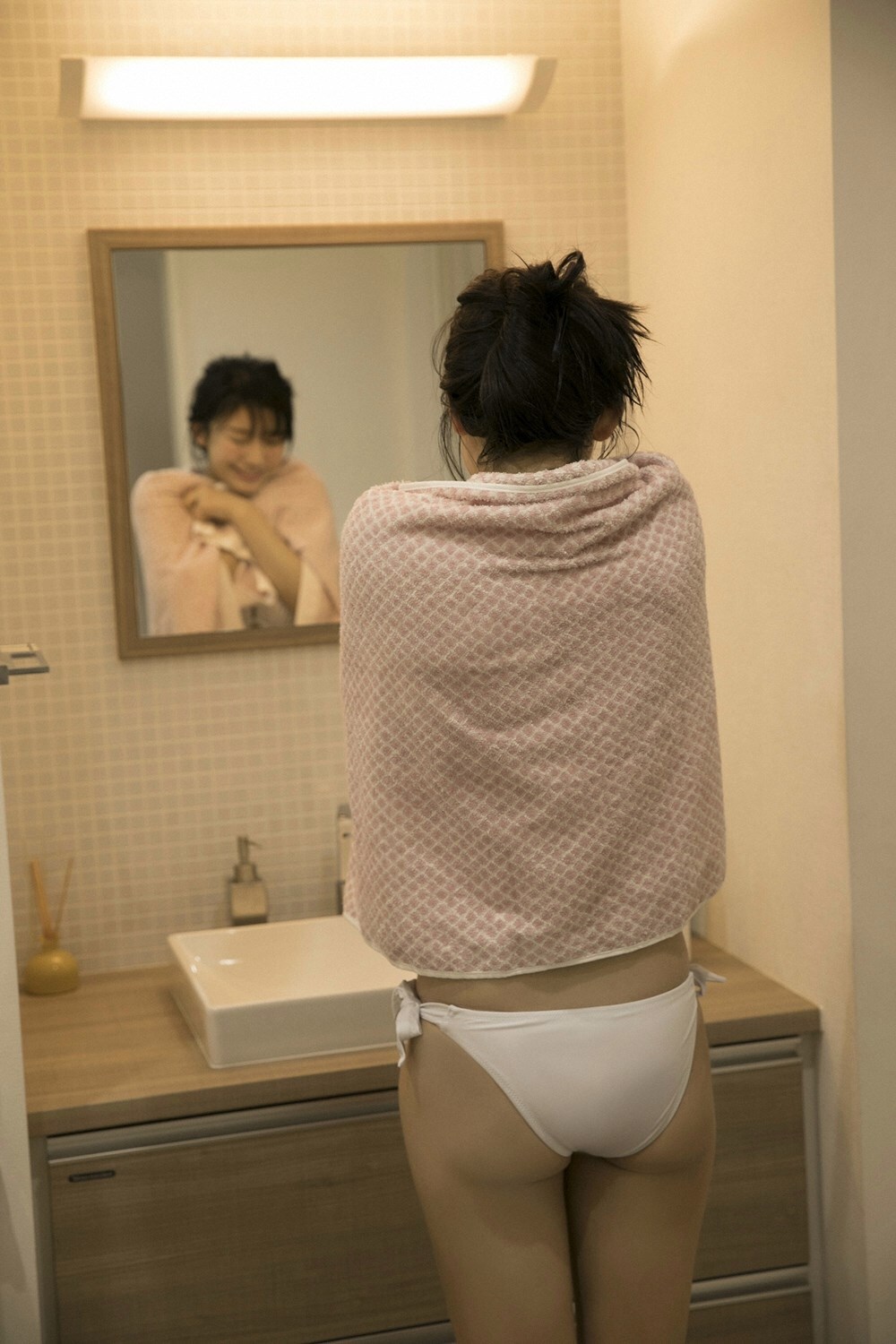 YS-Web-Vol.811 Yuka Ogura 小倉優香 女神降臨